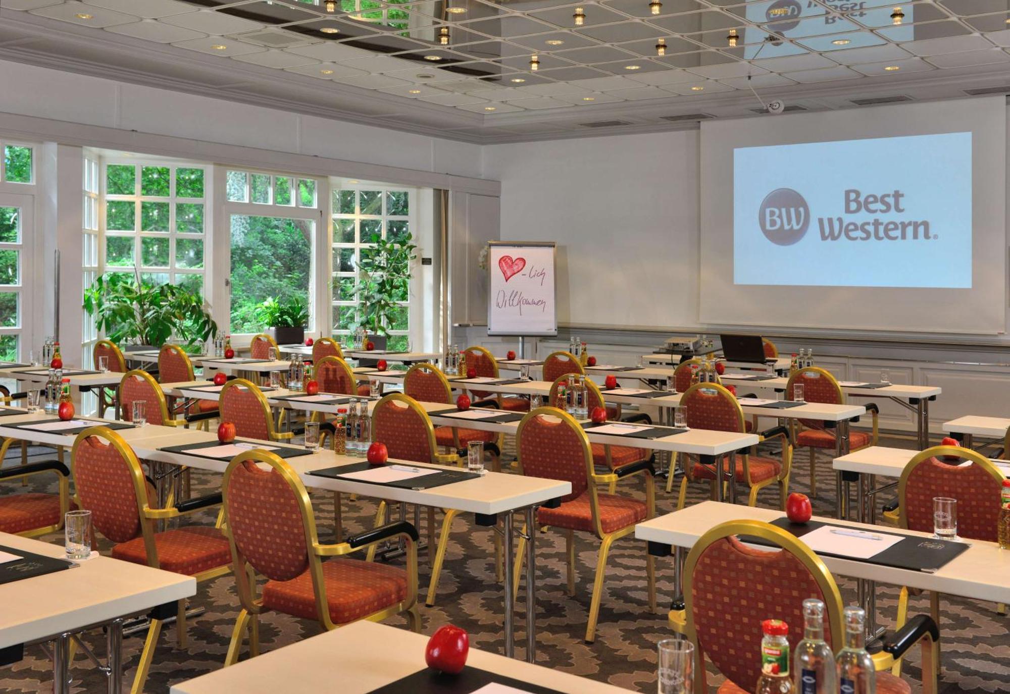 Best Western Hotel Der Foehrenhof هانوفر المظهر الخارجي الصورة
